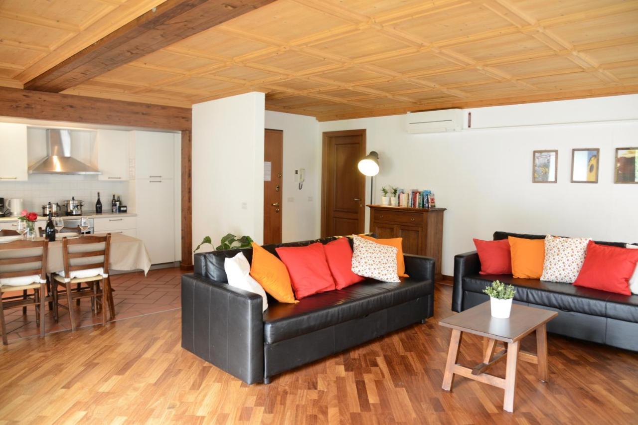 Appartamenti Casa Lory Μπελάτζιο Εξωτερικό φωτογραφία
