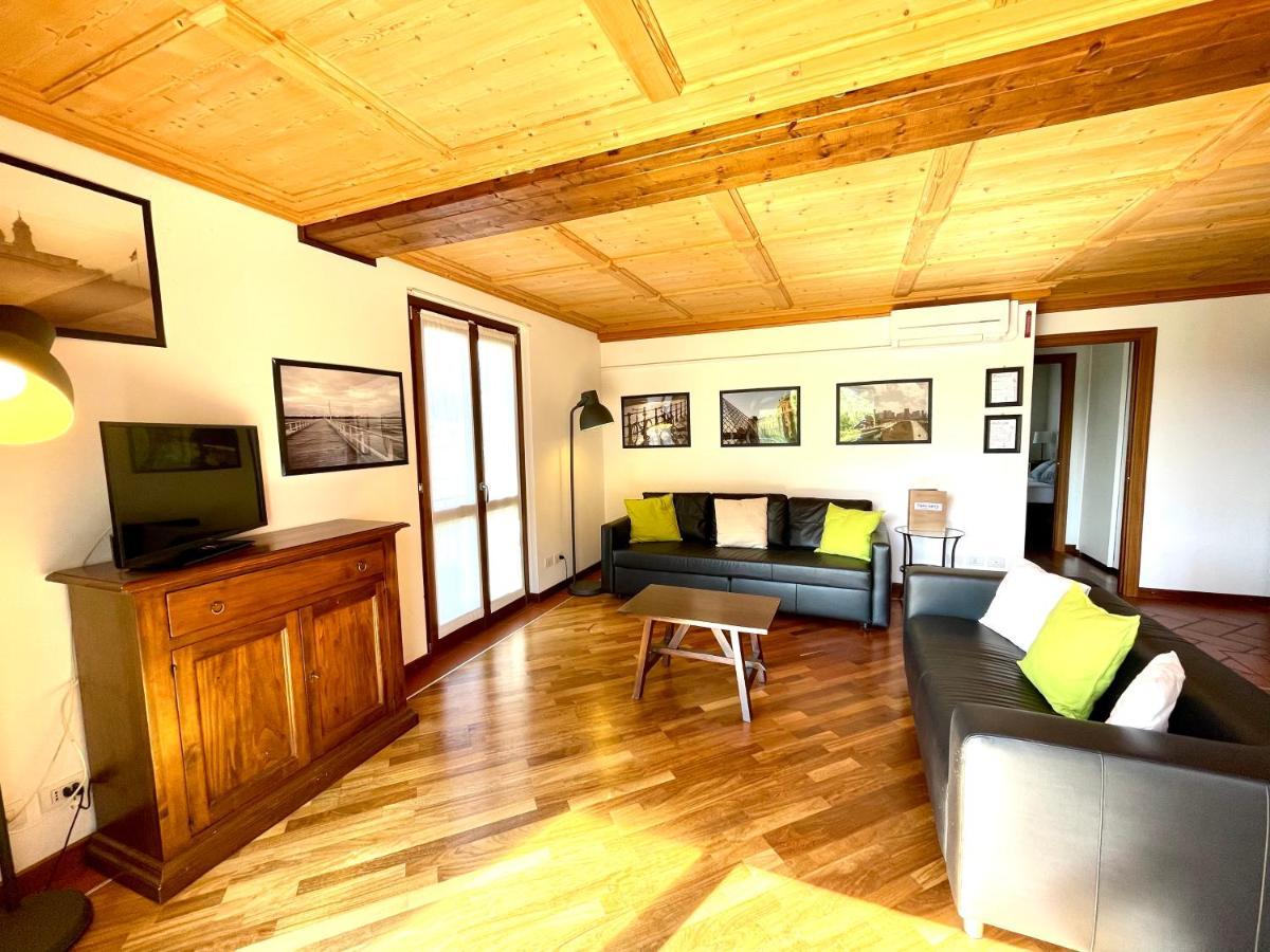 Appartamenti Casa Lory Μπελάτζιο Εξωτερικό φωτογραφία
